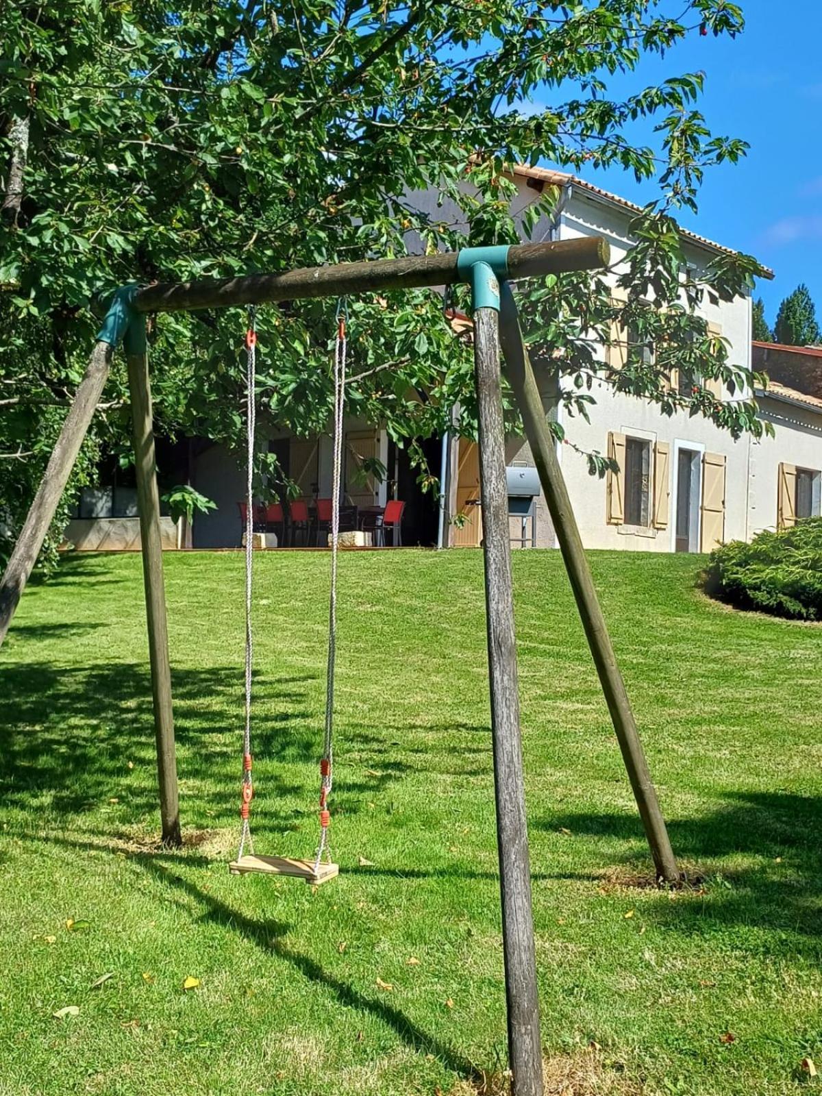 Gite De La Seguiniere La Chapelle-Baton Luaran gambar